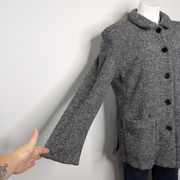 Sandro grey soft fuzzy long sleeve button up jacket L - Picture 4 of 9